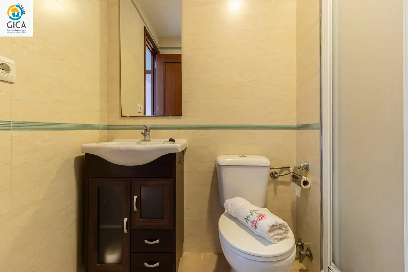 Bathroom of Flat for sale in Jerez de la Frontera  with Air Conditioner, Furnished and Community pool