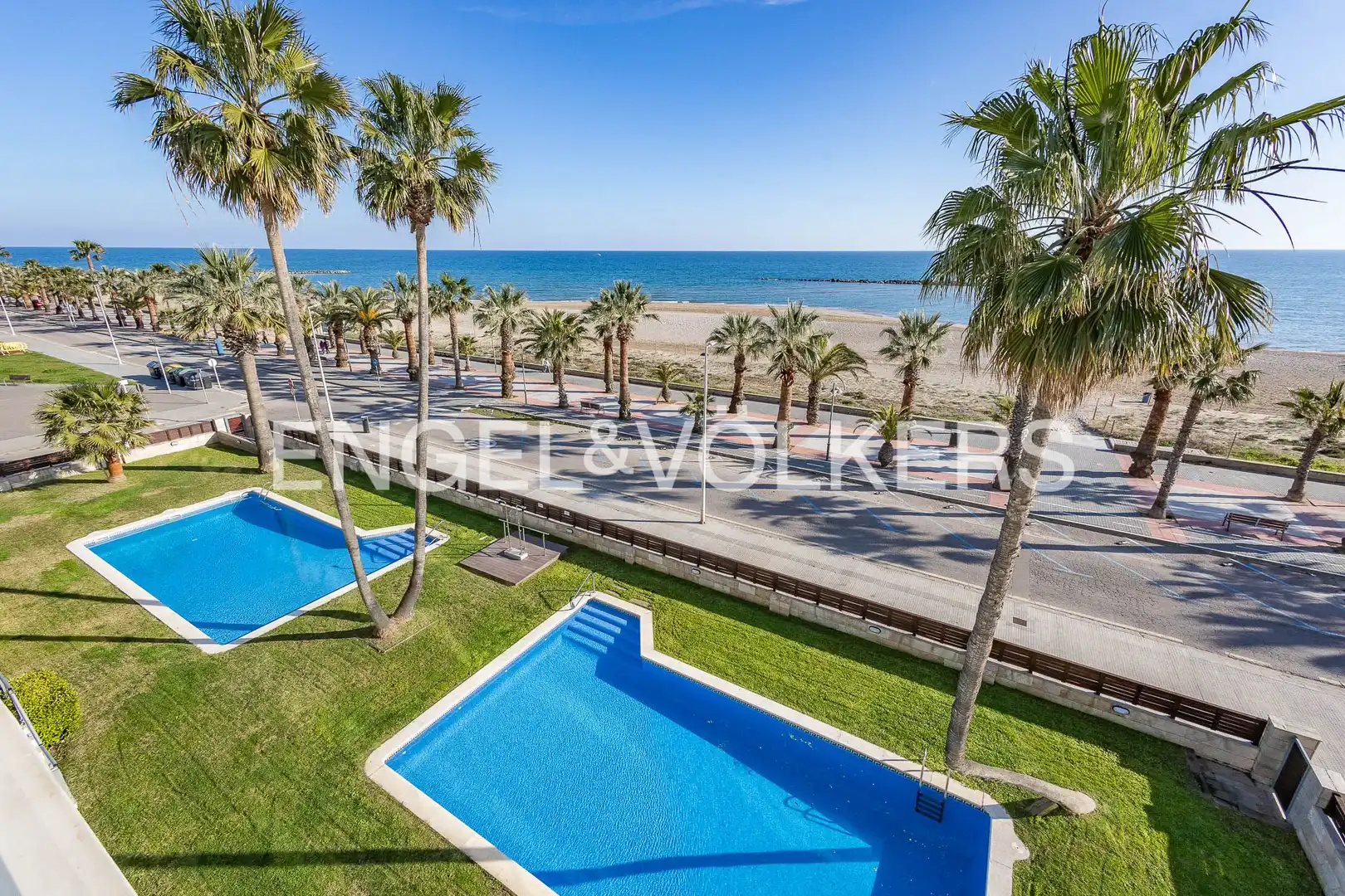 Exterior view of Attic for sale in Cubelles  with Air Conditioner, Heating and Private garden