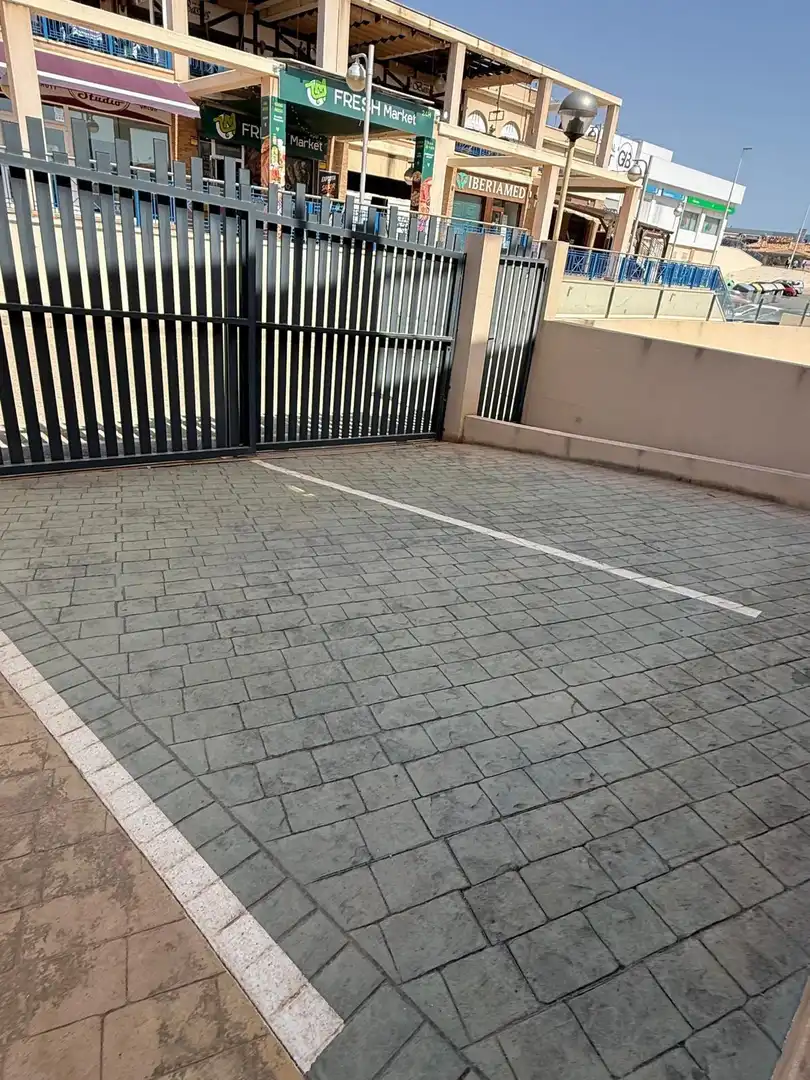 Bungalow con piscina en venta en Calle NARANJO-ZENIA II, imagen 4