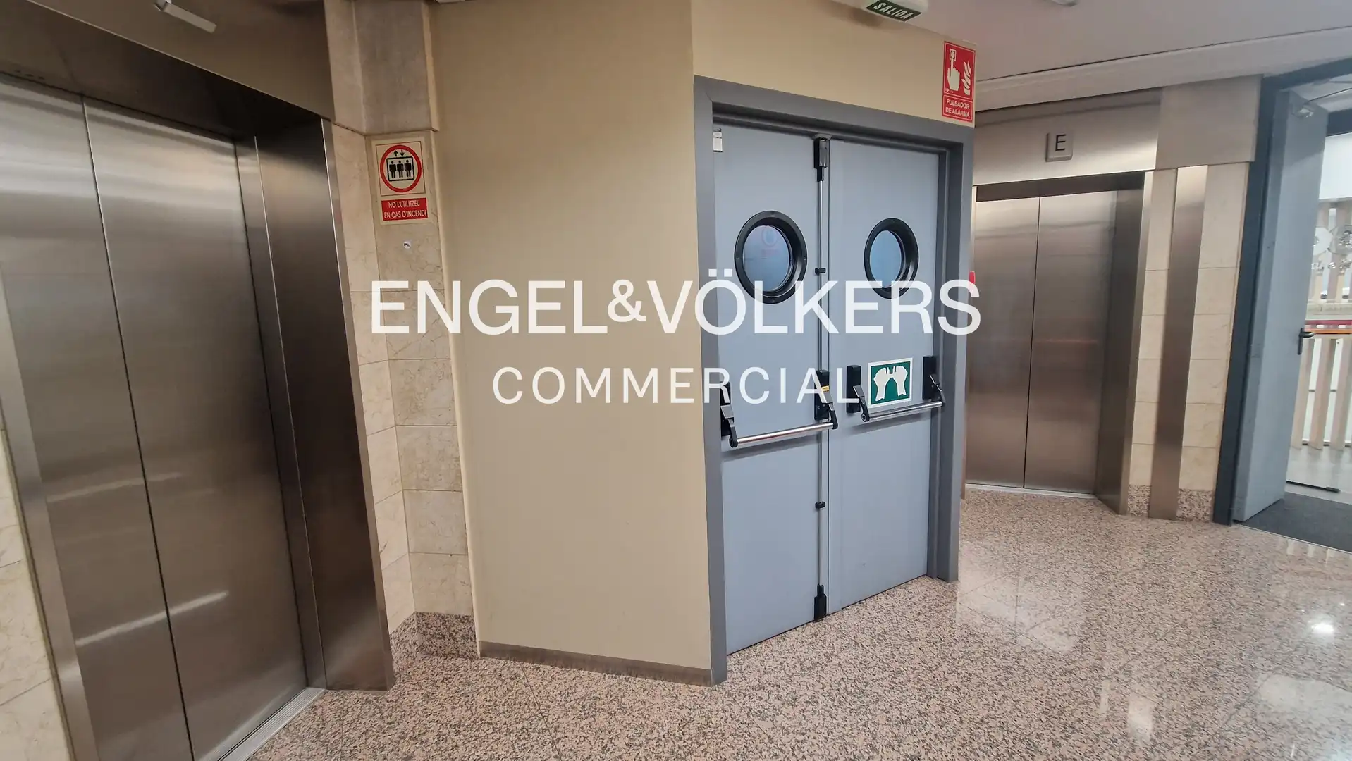 Oficina amb ascensor en venda a Ciutat Vella, imagen 5
