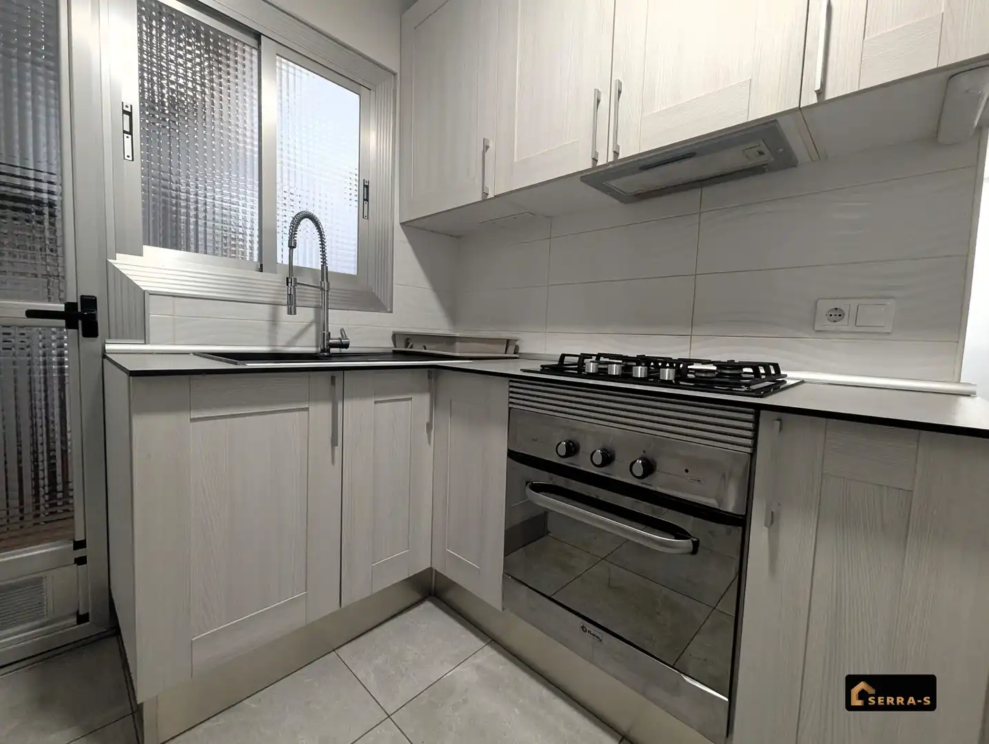 Kitchen of Flat for sale in Blanes  with Air Conditioner and Balcony