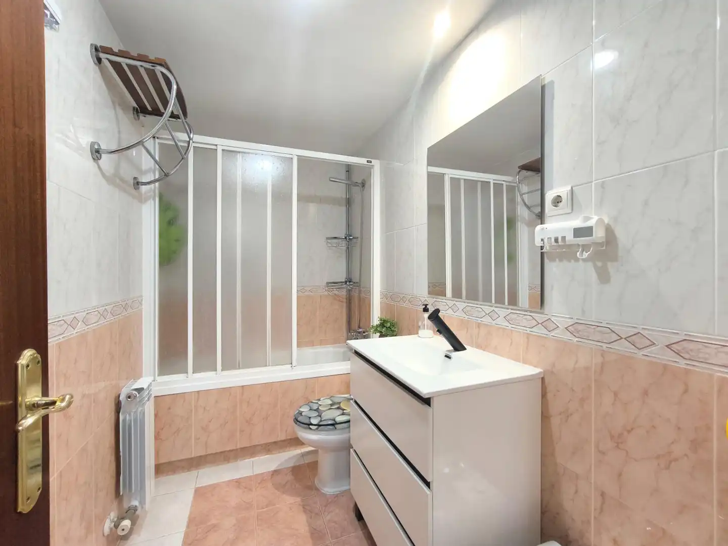 Flat with balcony for sale in VIOLANT D'HONGRIA, imagen 40