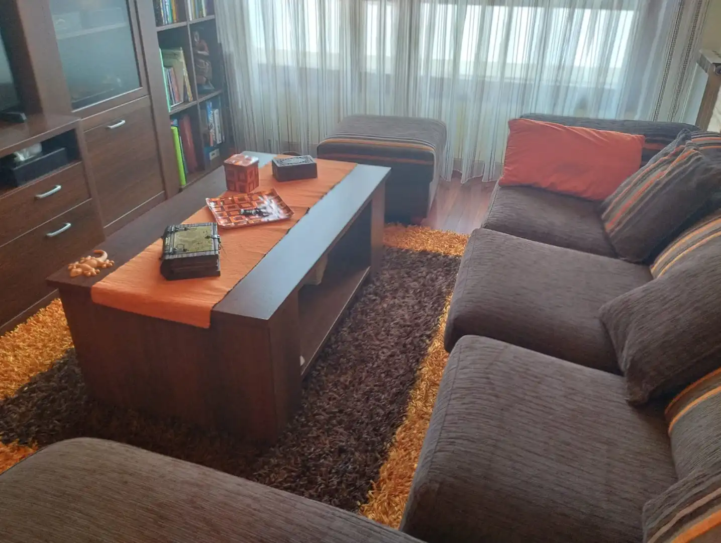 Sala d'estar de Pis en venda en Ramales de la Victoria amb Calefacció, Moblat i Forn