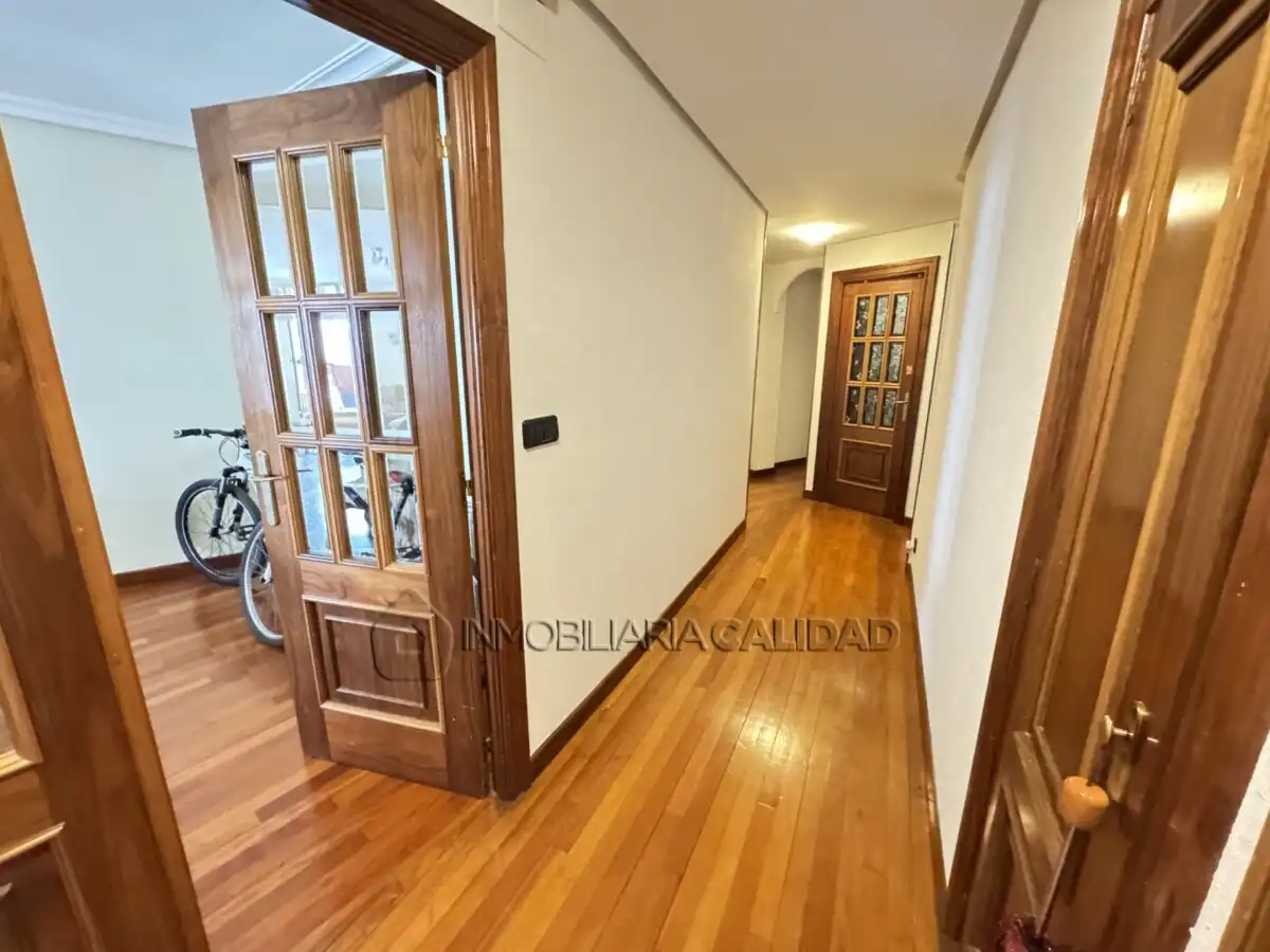Piso de alquiler en Burgos con Calefacción y Amueblado