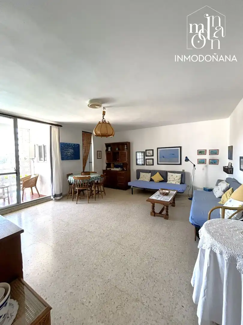 Sala de estar de Piso en venta en Almonte con Aire acondicionado, Terraza y Amueblado