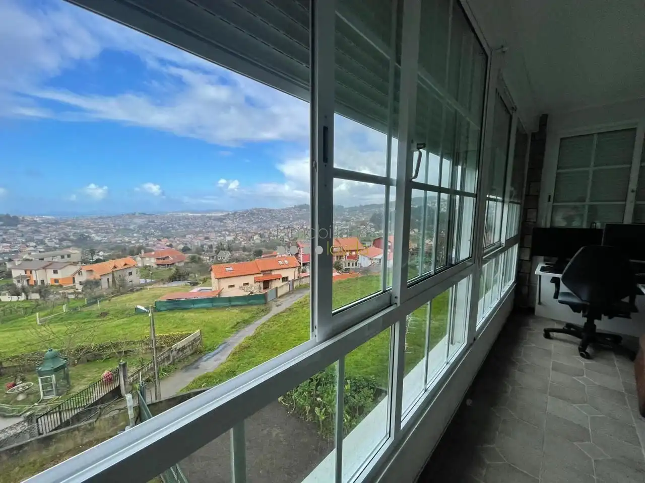 Vista exterior de Casa o chalet en venta en Vigo  con Jardín privado, Parquet y Terraza