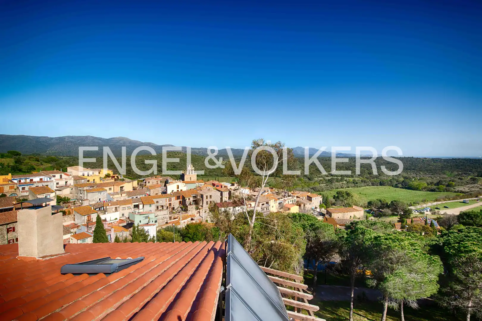 Außenansicht von Country house zum Verkauf in Rabós mit Heizung, Privatgarten und Terrasse
