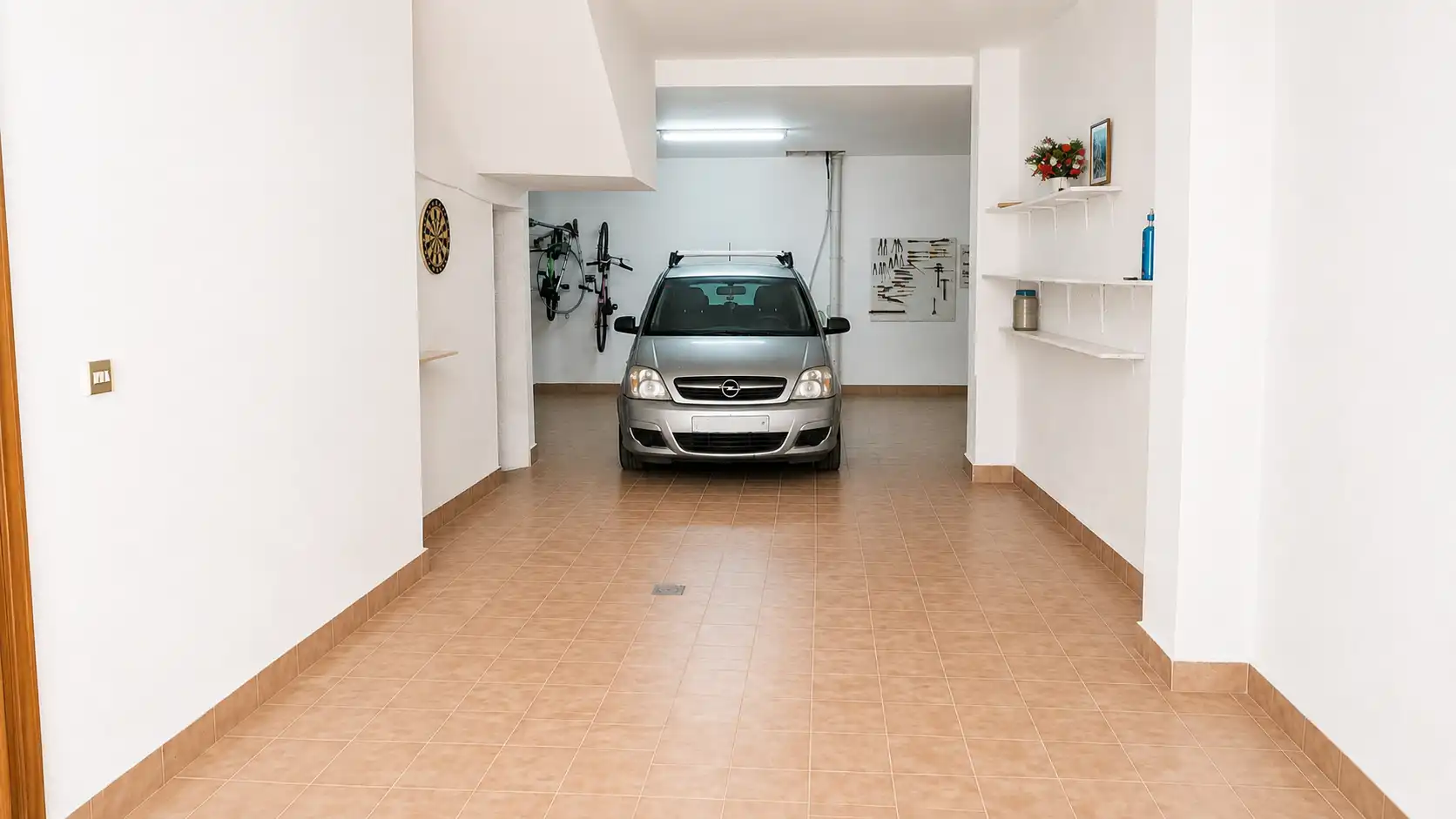 Casa adosada en venda en Motril amb Terrassa, Traster i Moblat