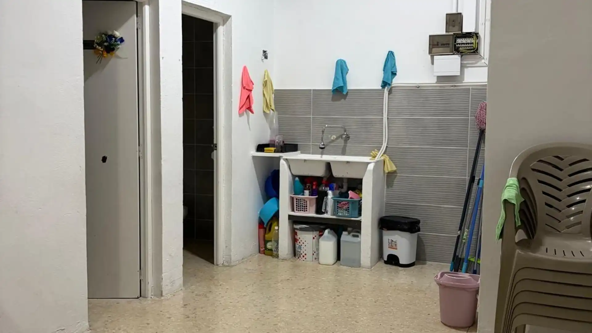 Premises for rent in Calle PINTOR VICENTE LLUCH, Bonrepòs i Mirambell