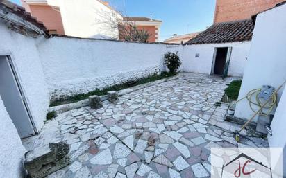 Jardí de Casa o xalet en venda en Cigales amb Calefacció, Jardí privat i Terrassa
