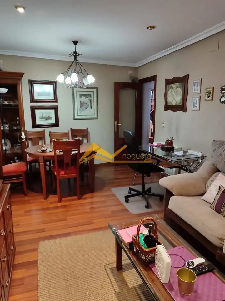 Casa amb terrassa en venda a canovas del castillo, imagen 26