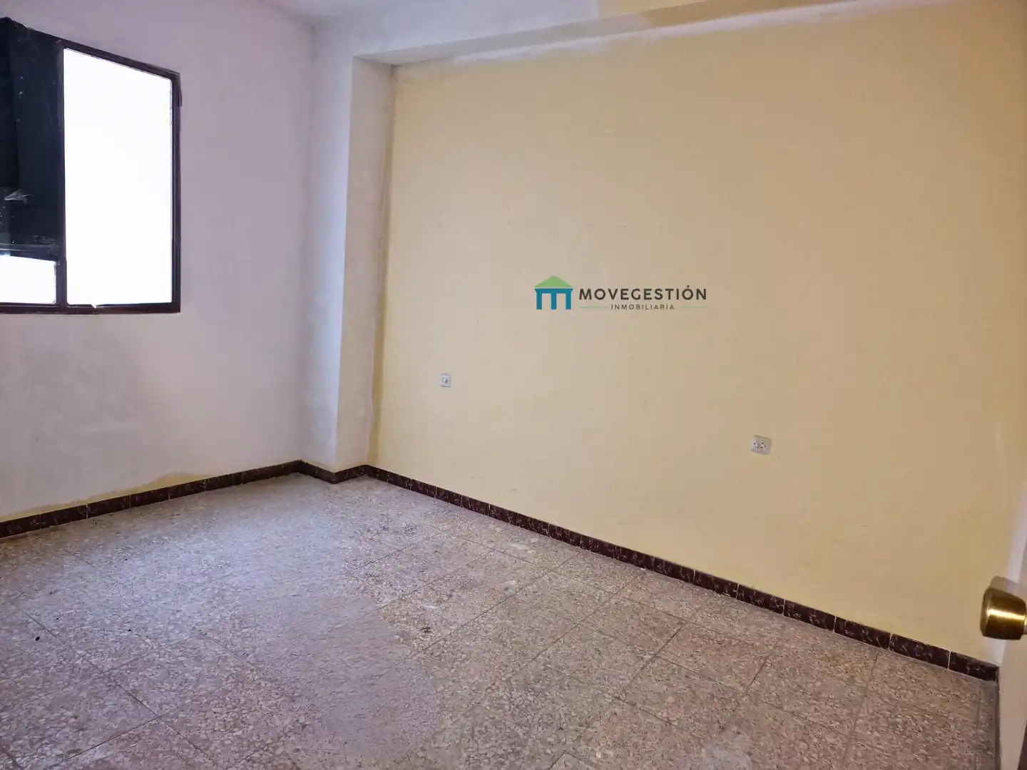 Flat for sale in Ubrique