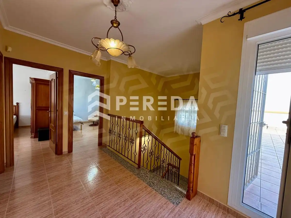 Casa o xalet en venda en La Mojonera amb Jardí privat, Terrassa i Moblat