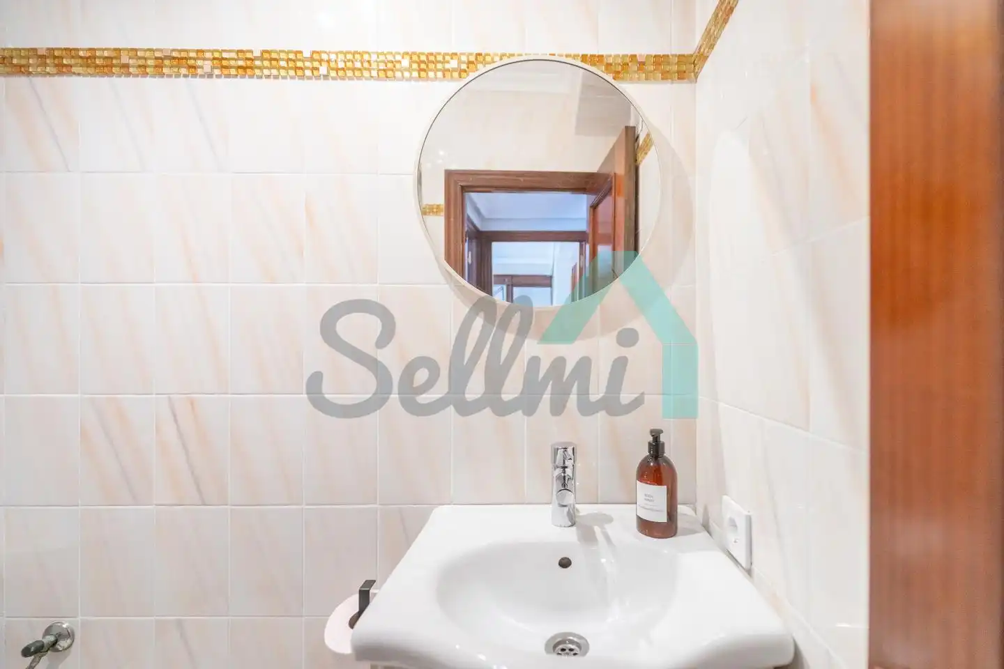 Badezimmer von Wohnung zur Miete in Oviedo  mit Heizung, Parkett und Möbliert