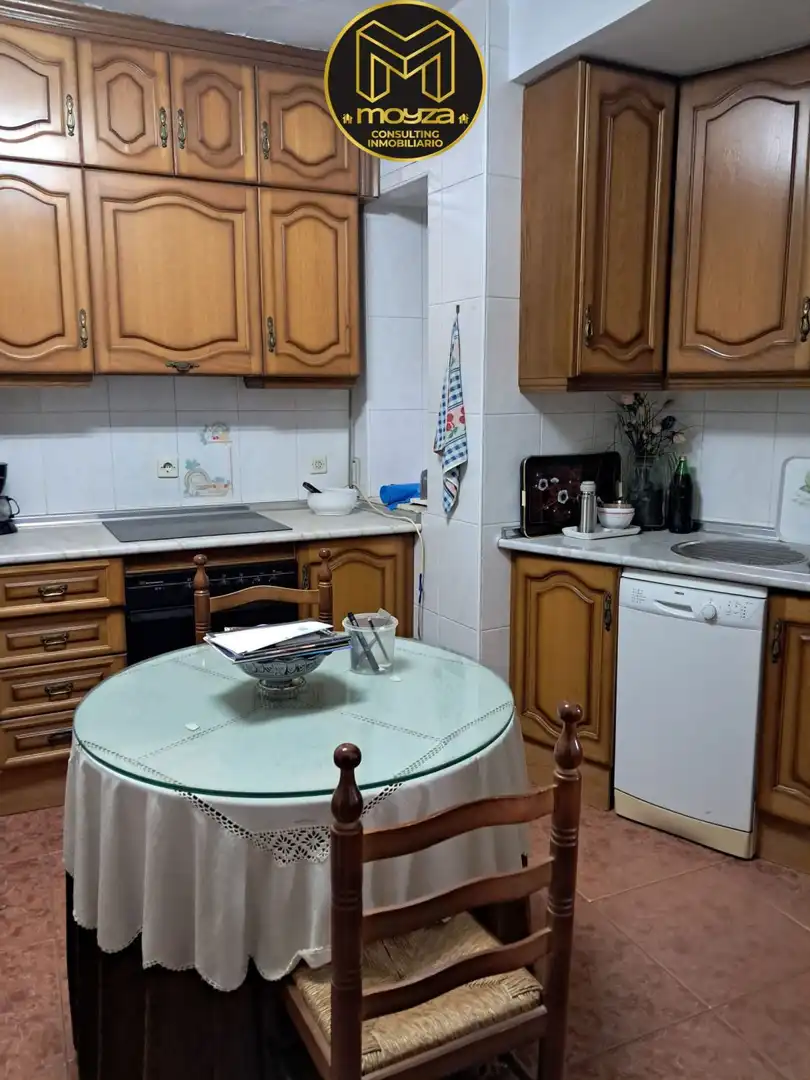 Casa amb terrassa en venda a Linarejos, imagen 5