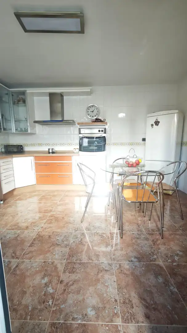Cuina de Casa o xalet en venda en Roquetas de Mar amb Terrassa