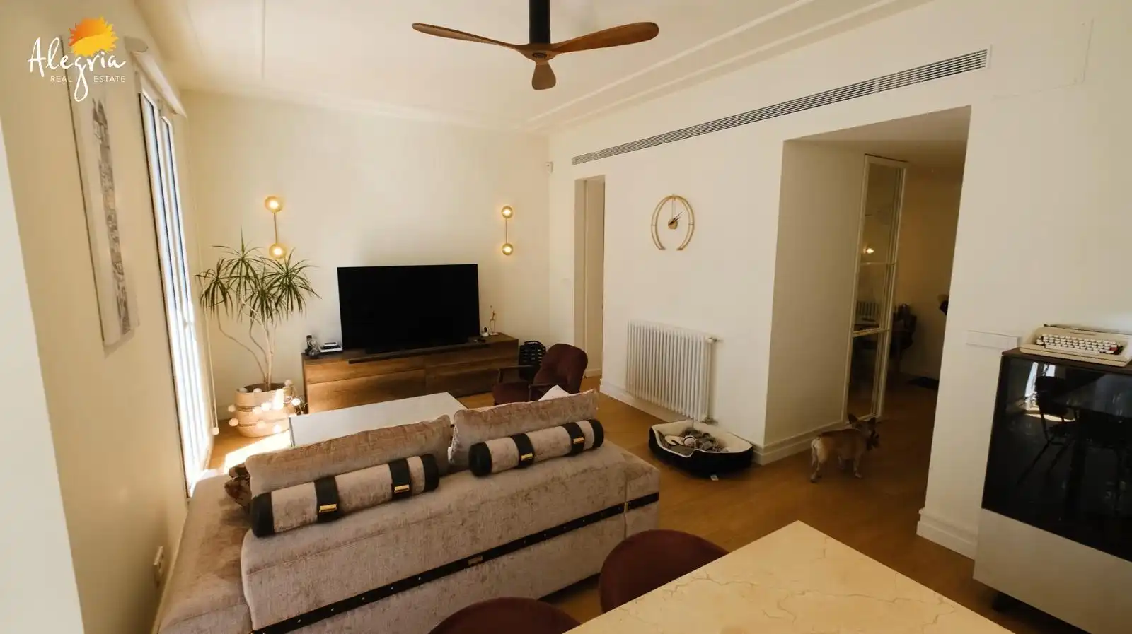 Sala d'estar de Apartament en venda en Valencia amb Aire condicionat, Calefacció i Parquet