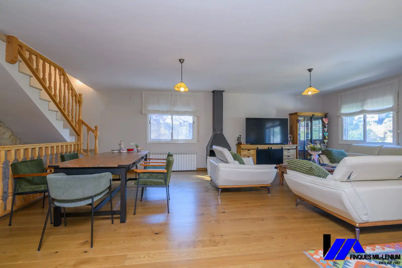 Sala de estar de Casa o chalet en venta en Vallirana con Aire acondicionado, Calefacción y Jardín privado