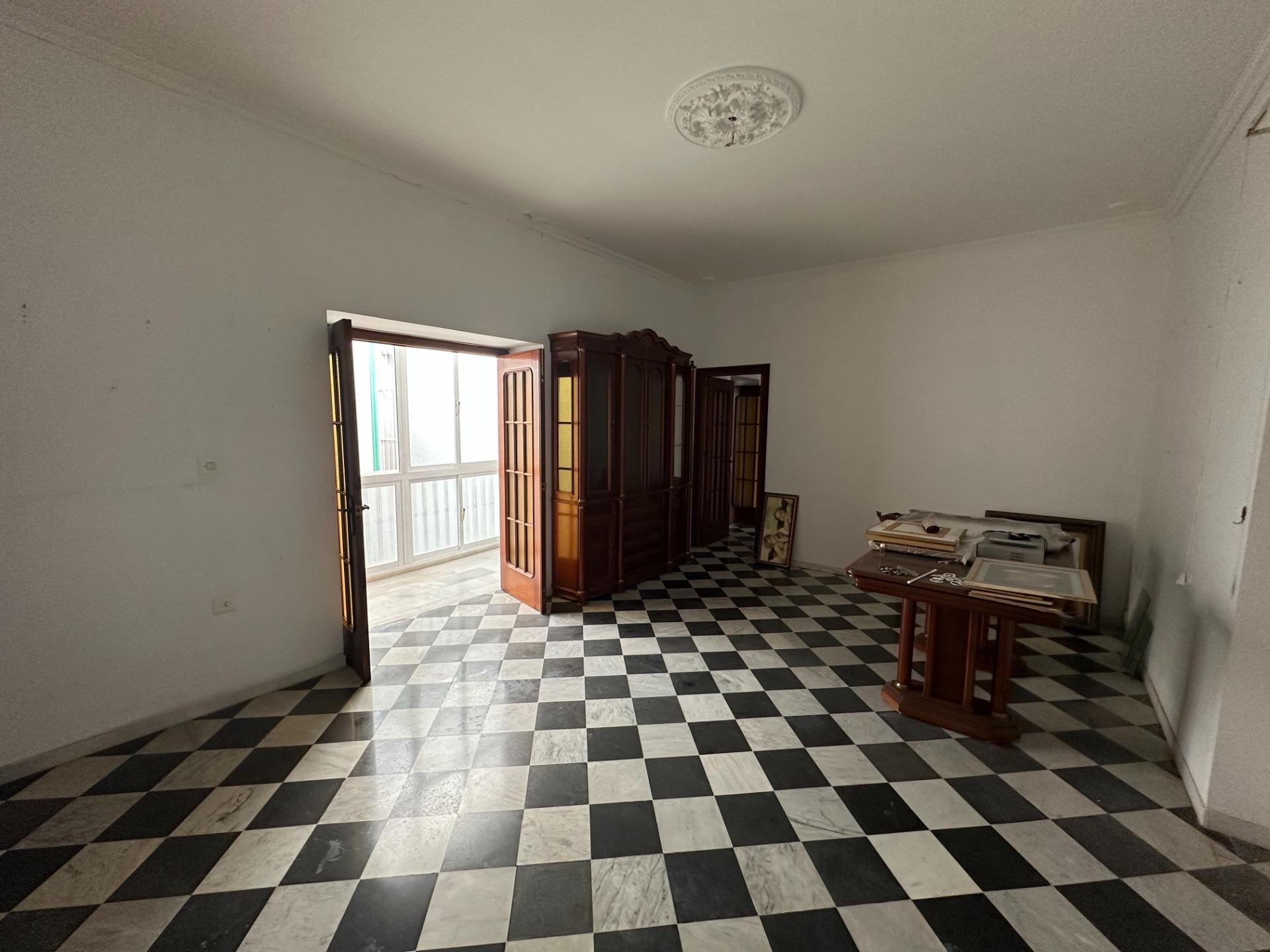 Flat for sale in  Cádiz Capital  with Balcony