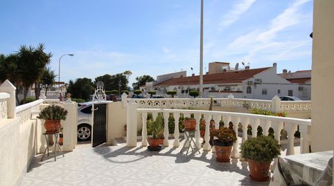 Foto 3 de Casa o xalet en venda a Calle Rodrigo, Zona Carrefour - Urbanizaciones, Torrevieja