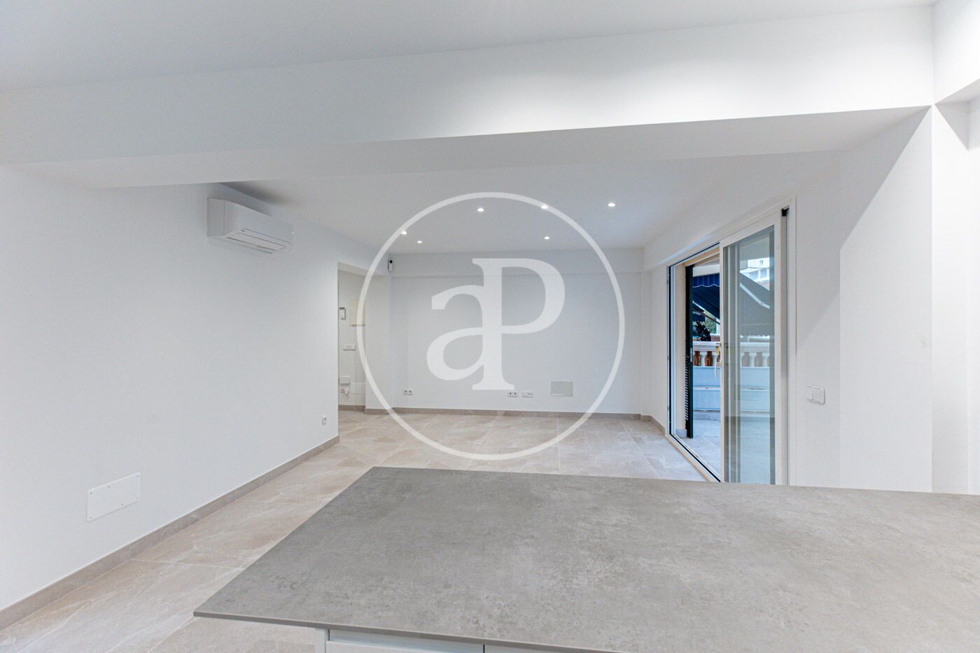 Piso en venta en  Palma de Mallorca con Aire acondicionado, Calefacción y Jardín privado