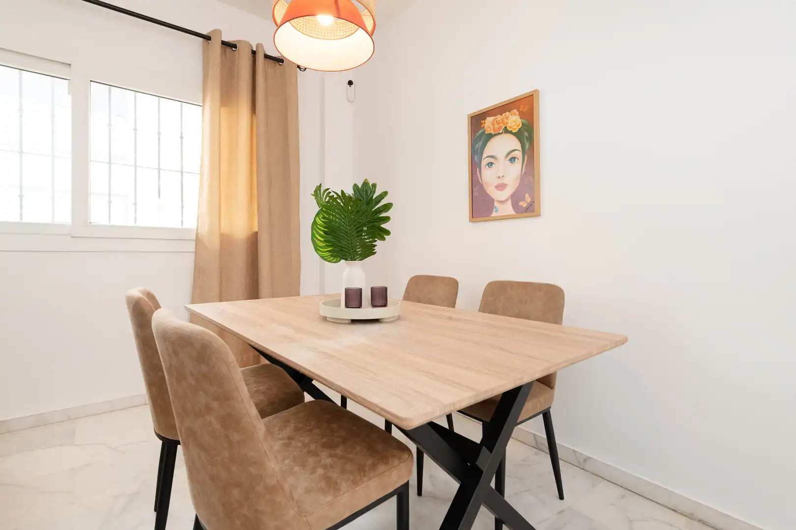 Comedor de Piso en venta en Estepona con Amueblado, Lavadora y Microondas