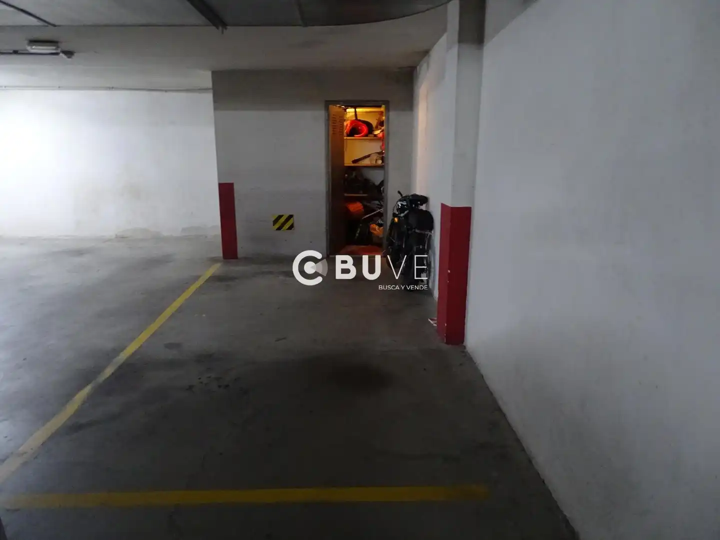 Parking de Dúplex en venta en Teo con Calefacción, Trastero y Amueblado