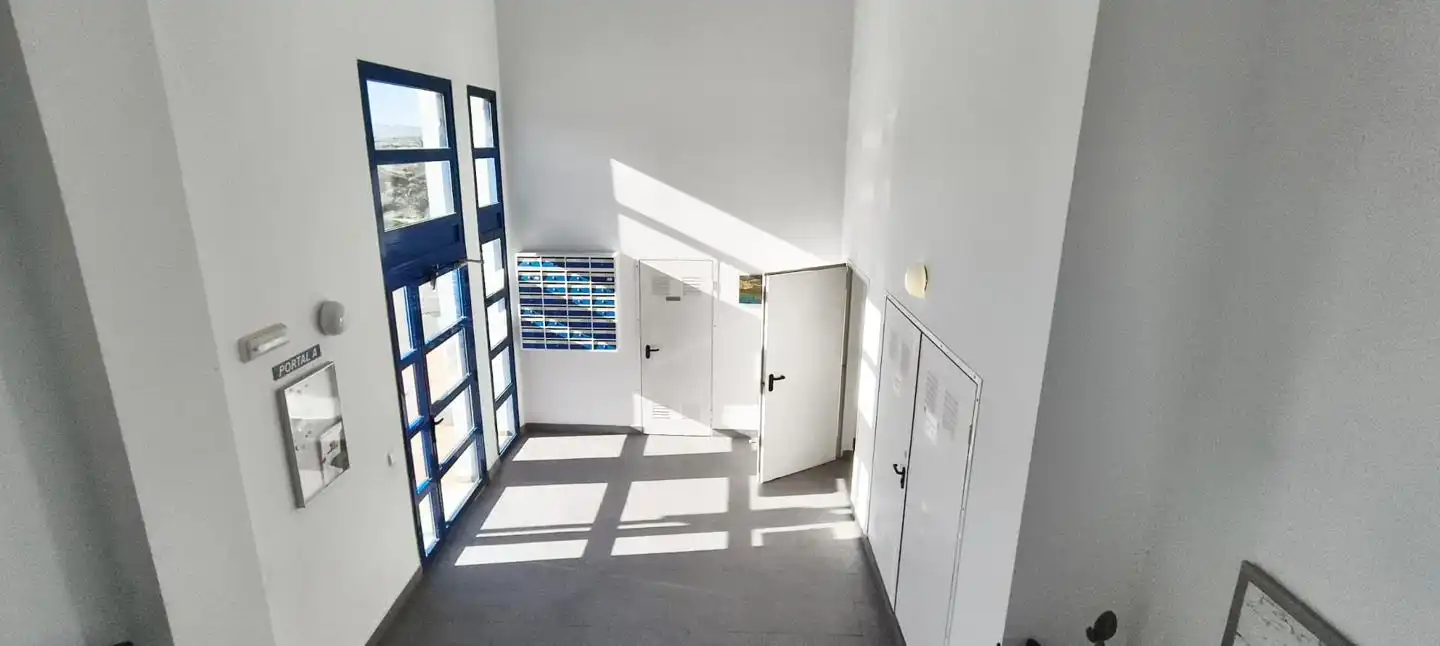Wohnung zum Verkauf in Garrucha mit Klimaanlage, Terrasse und Abstellraum