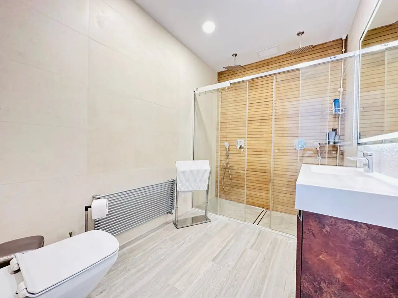 Baño de Casa o chalet en venta en Nerja con Aire acondicionado, Jardín privado y Trastero