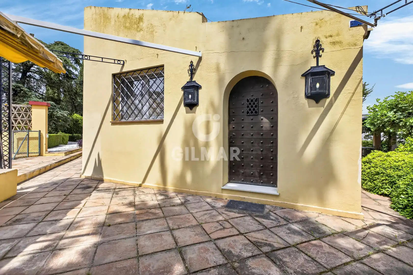 Exterior view of Houses for sale in Tomares  with Heating, Private garden and Swimming Pool