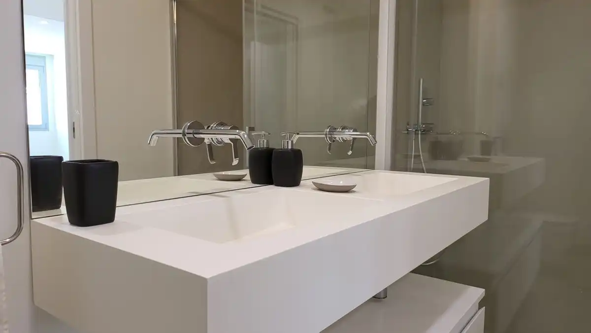 Badezimmer von Wohnungen zur Miete in Mijas mit Klimaanlage, Terrasse und Abstellraum