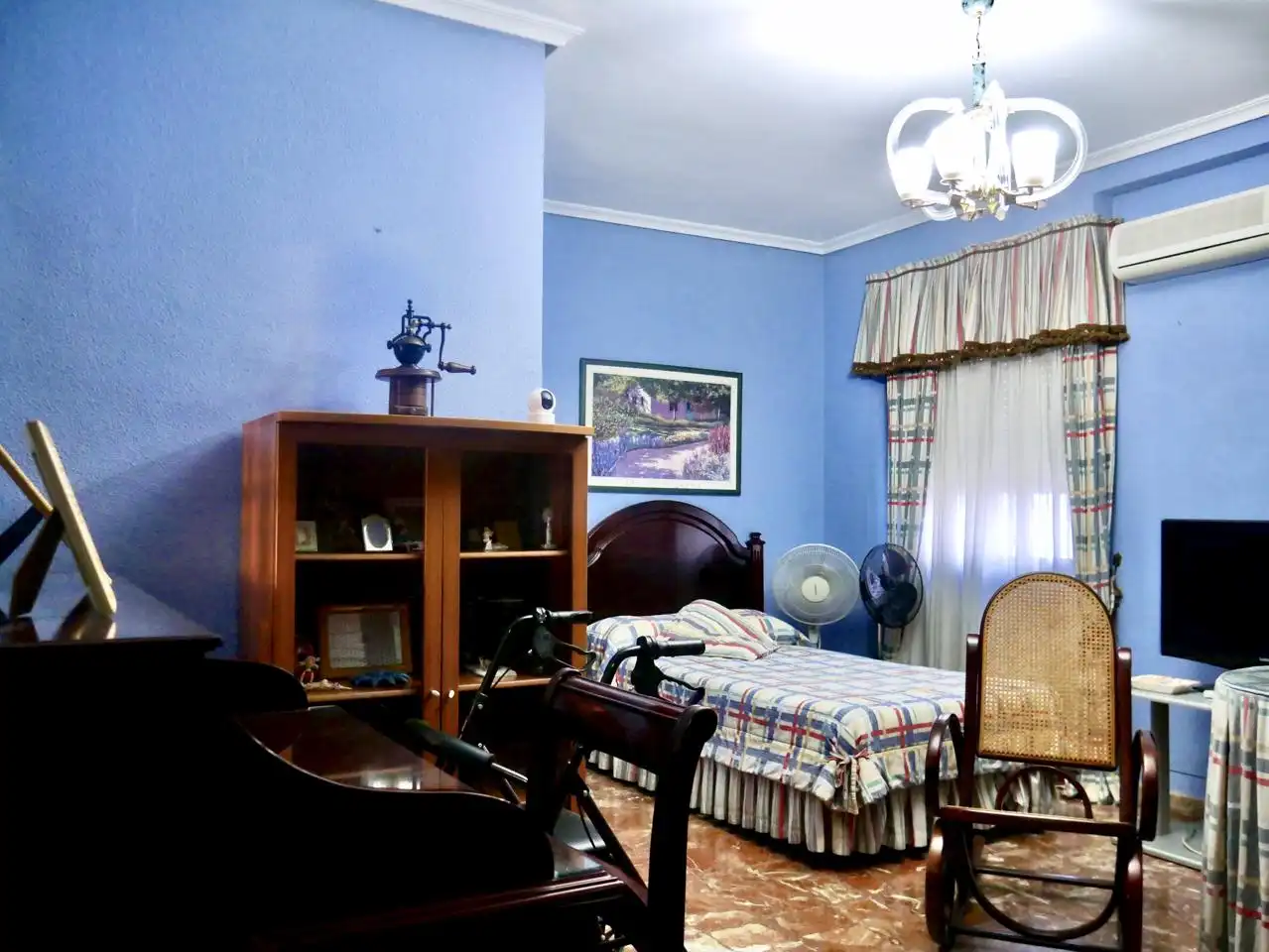 Bedroom of Flat for sale in Sevilla  with Air Conditioner, Terrace and Furnished