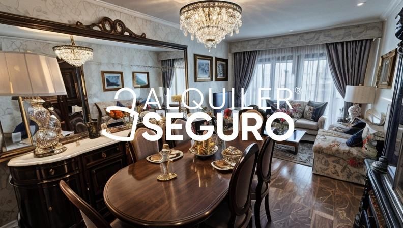 Menjador de Pis de lloguer en  Sevilla Capital amb Aire condicionat, Terrassa i Moblat