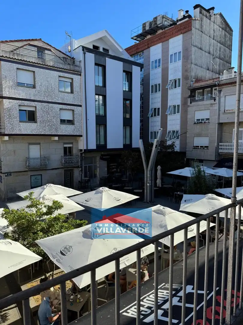 Casa adosada en venta en Cangas pueblo