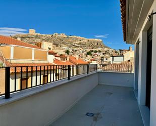 Vista exterior de Àtic en venda en Lorca amb Aire condicionat, Calefacció i Terrassa