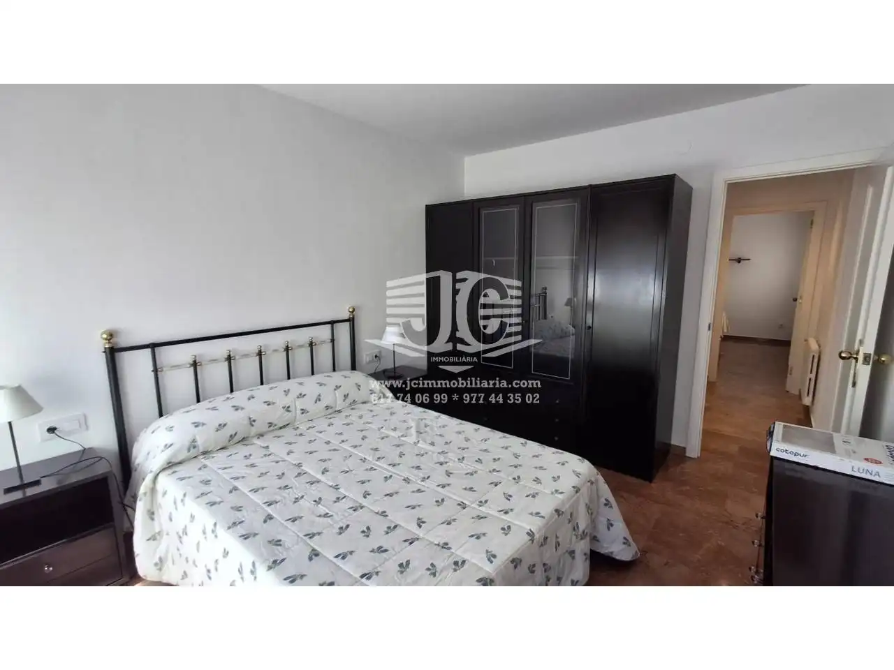 Habitación de Piso de alquiler en Tortosa con Aire acondicionado, Terraza y Amueblado