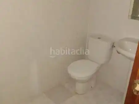 Baño de Piso en venta en Trijueque con Jardín privado, Trastero y Piscina