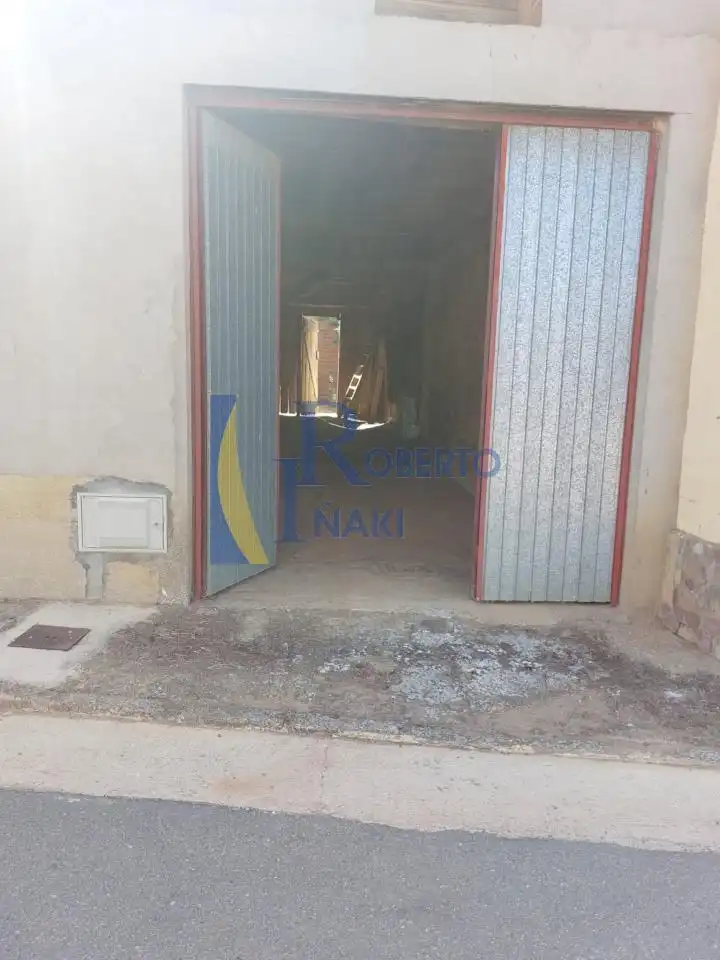 Casa o xalet en venda en Villabraz amb Jardí privat