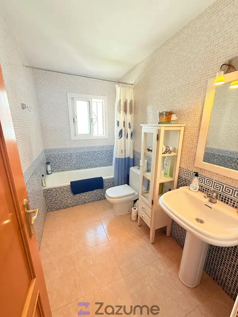 Bathroom of Houses for rent in Torredembarra  with Heating, Private garden and Terrace