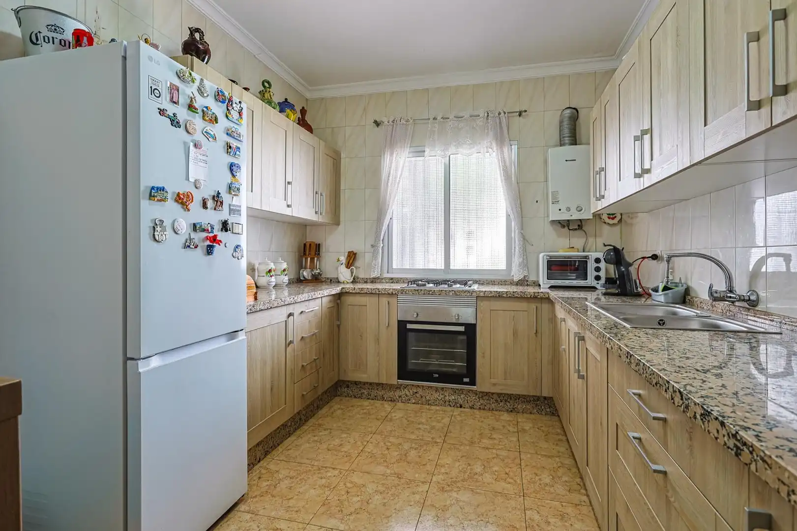 Cocina de Casa o chalet en venta en Sevilla con Aire acondicionado y Terraza
