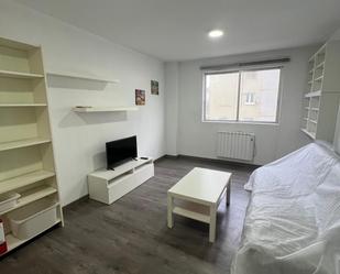 Bedroom of Flat to rent in Ferrol