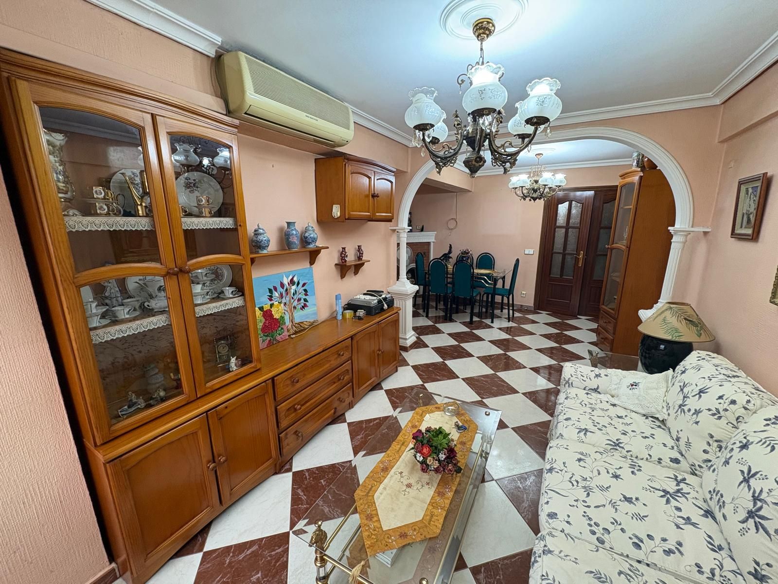 Dining room of Flat for sale in  Sevilla Capital