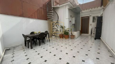 Foto 3 de Casa adosada en venta en Calle Independencia, Bufalà, Badalona
