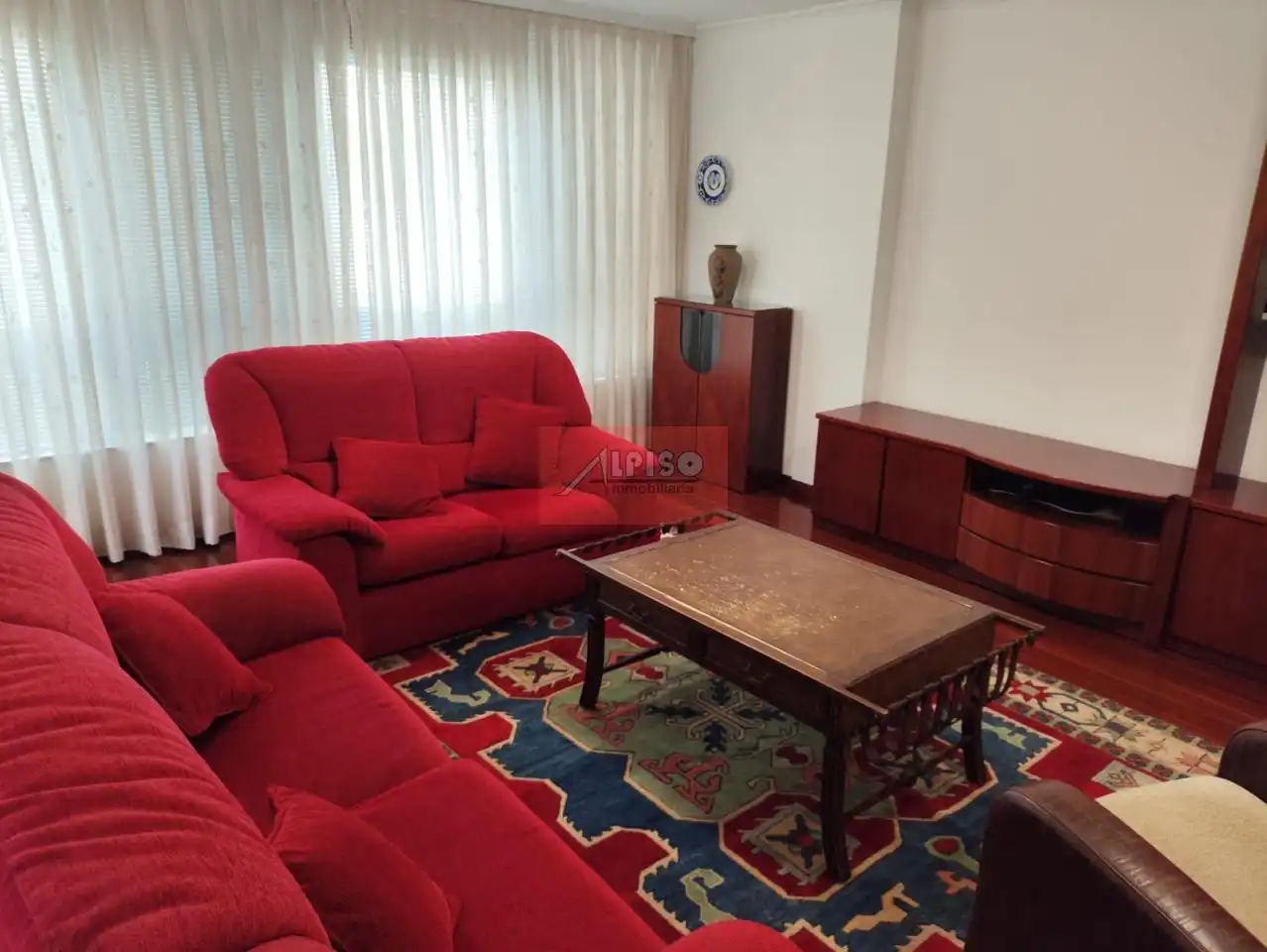 Sala d'estar de Pis de lloguer en Ourense Capital  amb Calefacció, Moblat i Balcó
