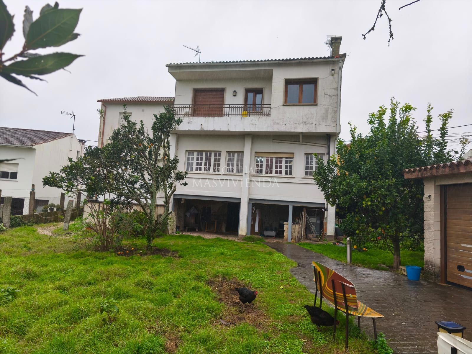 Exterior view of Flat for sale in Vilagarcía de Arousa  with Heating and Private garden