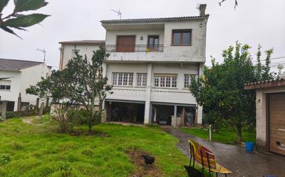 Exterior view of Flat for sale in Vilagarcía de Arousa  with Heating and Private garden