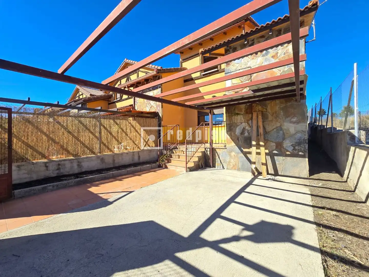 Detached house with pool for sale in Navas de San Antonio, imagen 3