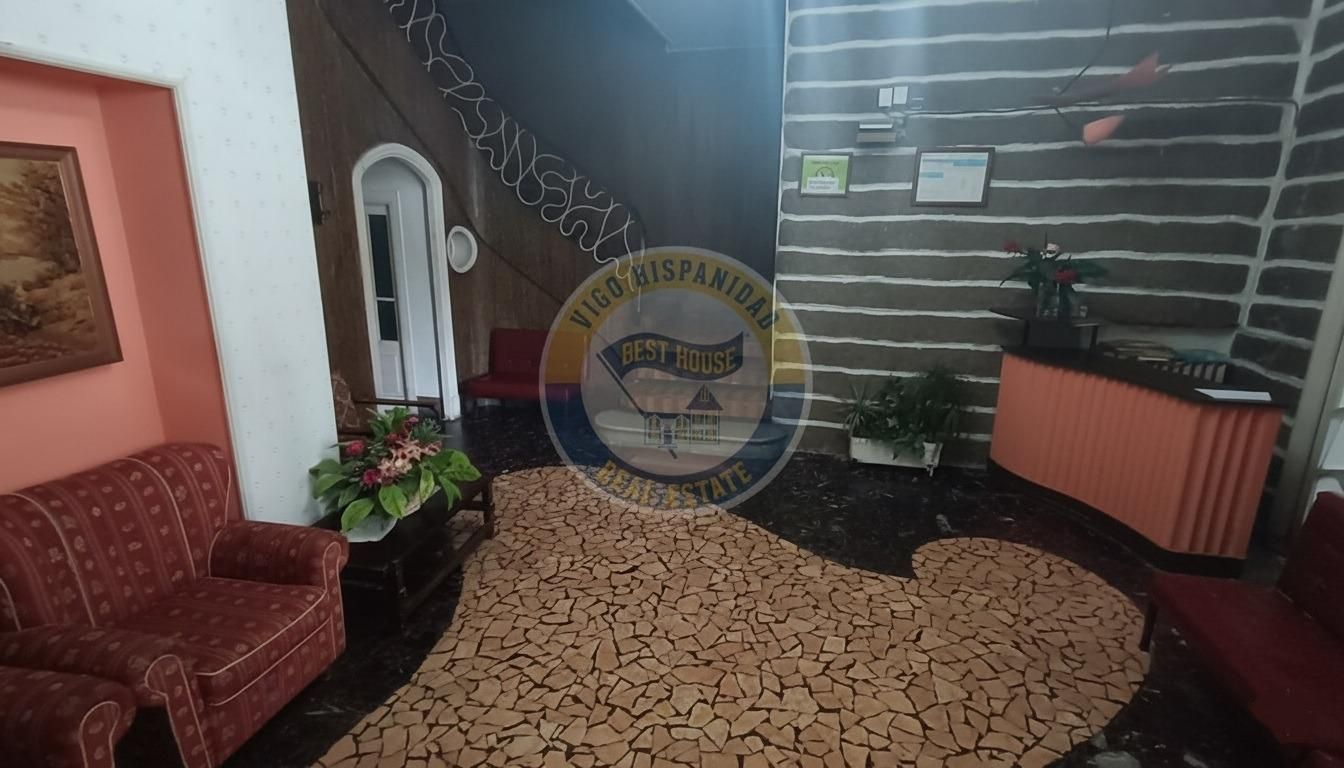 Edifici en venda a Salgueira - O Castaño