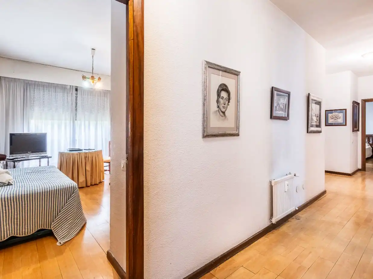 Piso en venta en  Madrid Capital con Terraza y Balcón