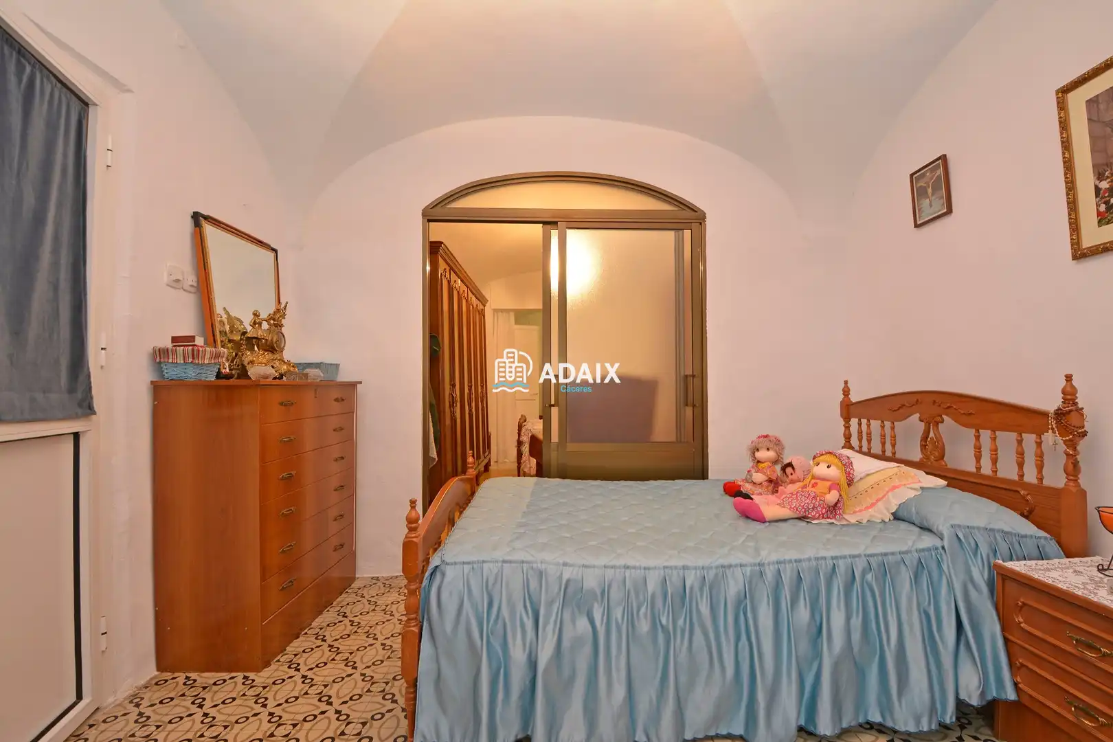 Dormitori de Casa adosada en venda en Aldea del Cano amb Calefacció, Terrassa i Traster
